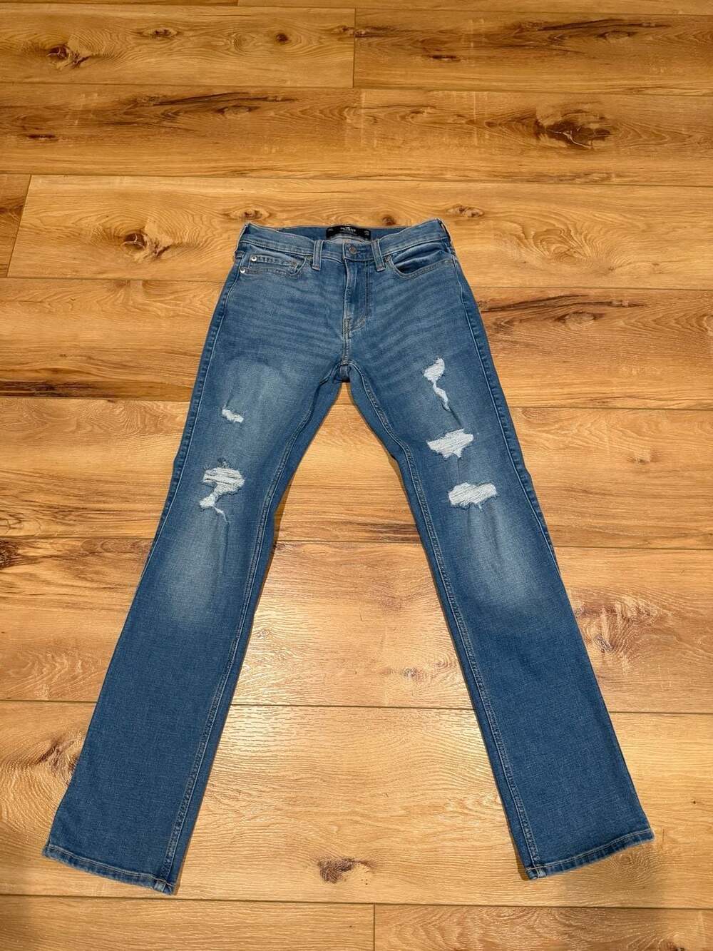 Hollister Slim Straight Jeans Size 29x32 Blue Distressed Denim